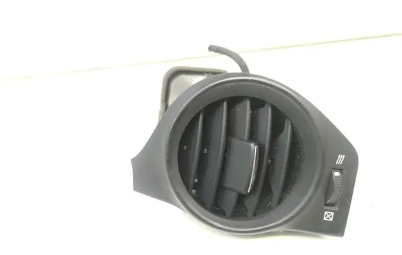 Lexus IS 220D-250-350 Dashboard side air vent grill/cover trim 5566053031 GN71115130