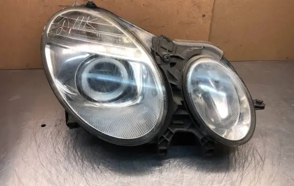 Mercedes-Benz E W211 Headlight/headlamp DCR2077