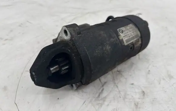 BMW 3 E46 Starter motor 2247391