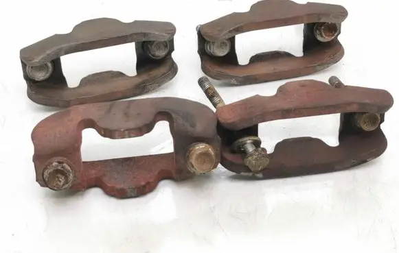 Mitsubishi ASX Fuel Injector clamp holder