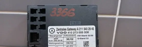Mercedes-Benz E W211 Gateway control module A2115402945