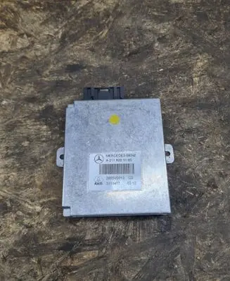 Mercedes-Benz E W211 Phone control unit/module A2118203185 3111477 2855V0013