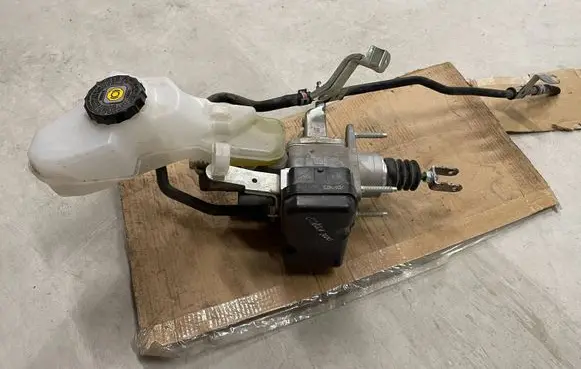 Toyota Corolla E210 E21 Master brake cylinder 4721012500 2283