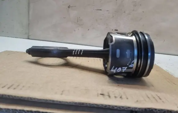 Peugeot 407 Piston with connecting rod 75L93 619
