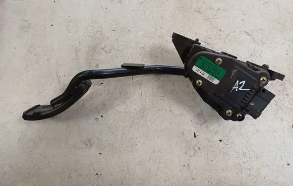 Audi A2 Accelerator throttle pedal 8Z2721523B