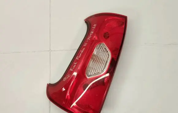 Fiat Panda III Rear/tail lights 521023570