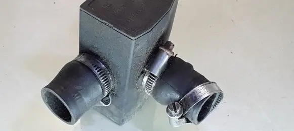 Vacuum air tank