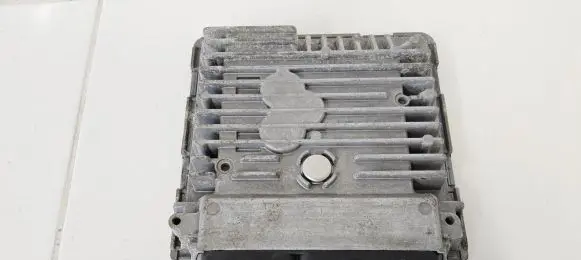 Volkswagen PASSAT B6 Engine control unit/module 03L906023GL