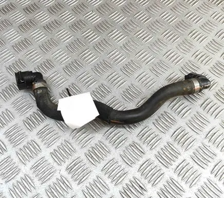 Engine coolant pipe/hose