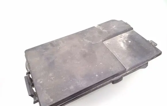 Volkswagen Touran I Battery box tray cover/lid 1K0915443