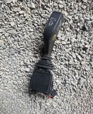 Opel Corsa B Wiper control stalk 090243395 090243394 090481242