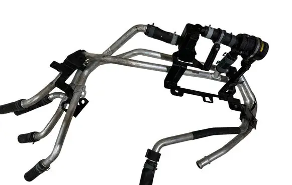 Engine coolant pipe/hose