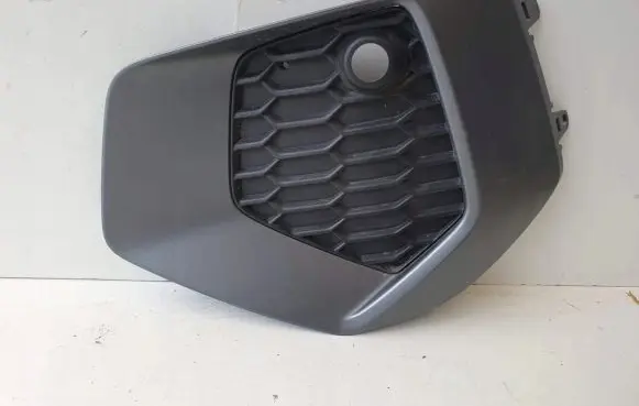 Audi A3 8Y Front bumper lower grill 8Y0807681
