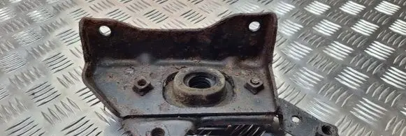 Nissan Almera N16 Gearbox mount 8200168073
