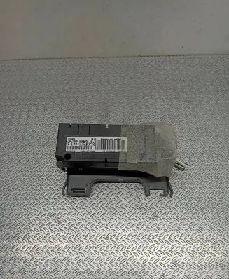 Peugeot 3008 I Bluetooth control unit module 9665183080