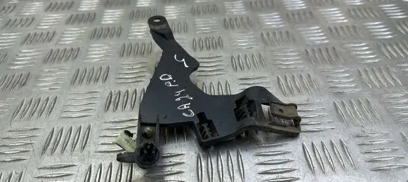 Ford Mondeo MK V Fender mounting bracket DG9T14A301AF