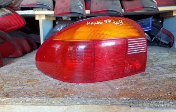 Ford Mondeo MK I Rear/tail lights 93BG13A603BA 93BG13N004DB