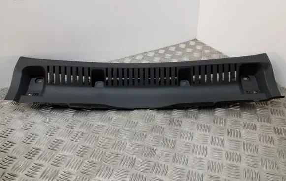 Volkswagen Golf Plus Rear sill trim cover 5M0863459G 5M0863651A