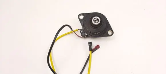 BMW 7 E38 Tailgate/trunk/boot lock/catch/latch 51248150240 8150240