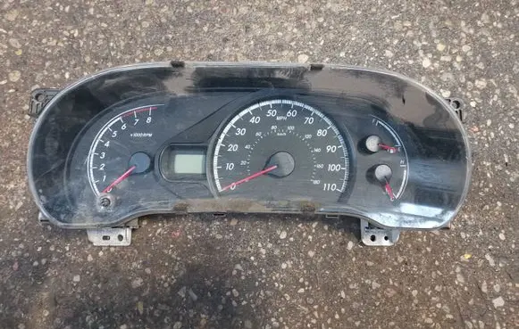 Toyota Sienna XL30 III Speedometer (instrument cluster)