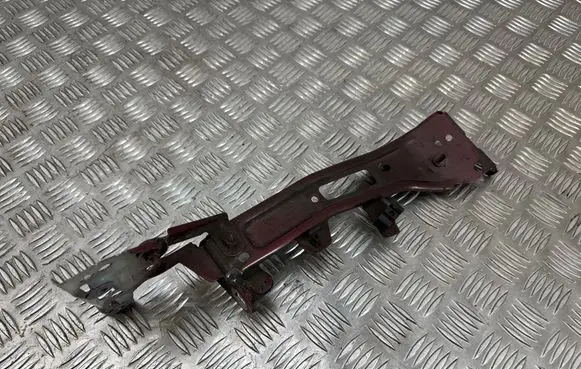 Audi A4 S4 B9 Fender mounting bracket 8W0821136