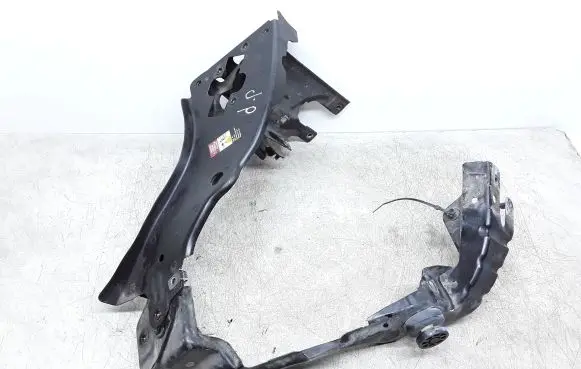 Headlight/headlamp mounting bracket