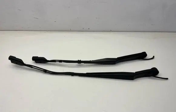 Citroen DS4 Front wiper blade arm 9830976880 9830981980
