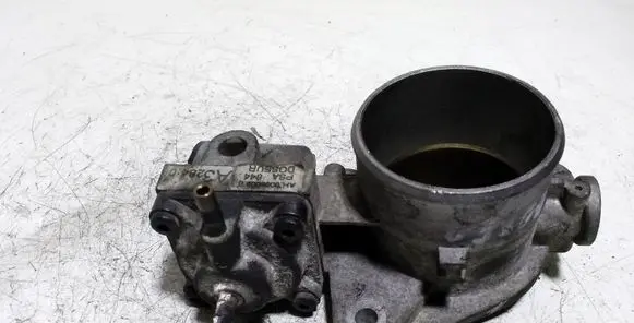 Mitsubishi Carisma Throttle valve AH0008009B