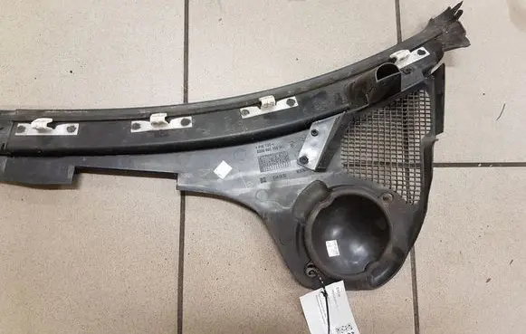 Renault Laguna II Wiper trim 8200002166