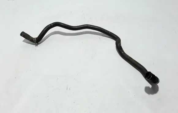 Volvo V40 Engine coolant pipe/hose 31368201