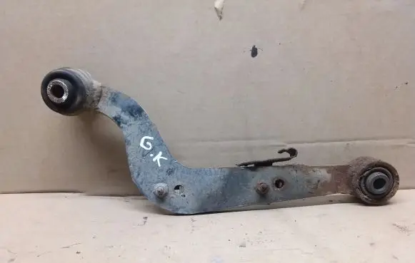 Toyota RAV 4 (XA40) Rear upper control arm/wishbone