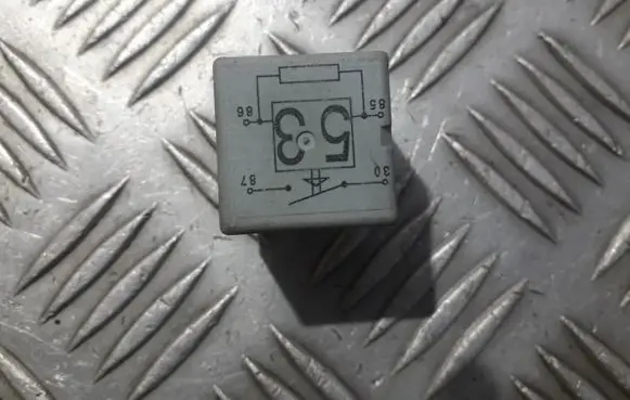 Audi A8 S8 D3 4E Other relay 141951253b 20240072