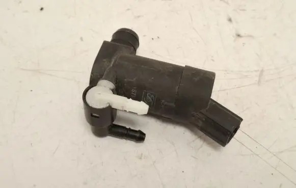 Volvo V50 Windscreen/windshield washer pump 1S7117K624FE