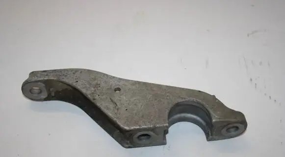 BMW 5 G30 G31 G38 Sway bar bush bracket, front 6861473