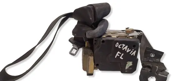 Skoda Octavia Mk2 (1Z) Front seatbelt 1U4857701C 00064785