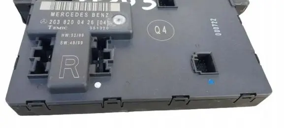 Mercedes-Benz C W203 Door control unit/module 2038200426