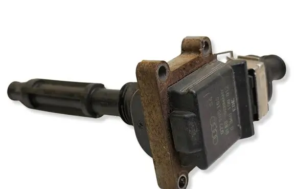 Audi A4 S4 B6 8E 8H High voltage ignition coil 077905105 0040100012 077905116