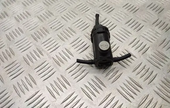 KIA Stonic Windscreen/windshield washer pump 985102J500