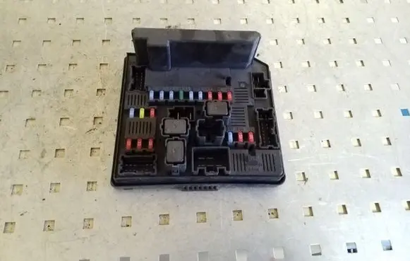 Nissan Qashqai Comfort/convenience module 284B7JD000