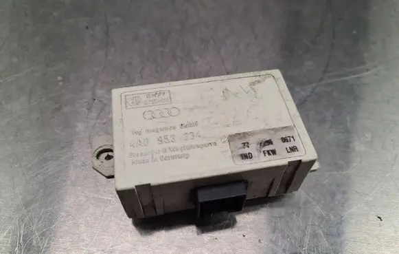Audi A4 S4 B5 8D Immobilizer control unit/module 4A0953234