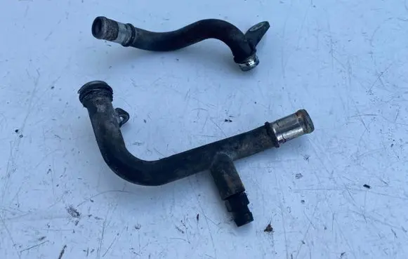 Volvo XC90 Engine coolant pipe/hose