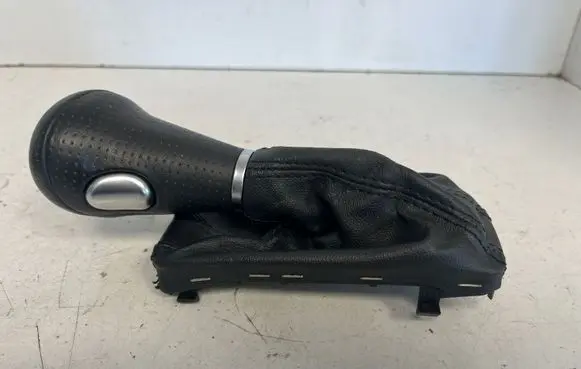 Audi Q7 4L Gear lever shifter trim leather/knob 4L2713139L