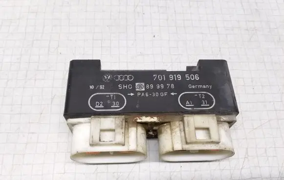 Volkswagen Transporter - Caravelle T4 Coolant fan relay 701919506
