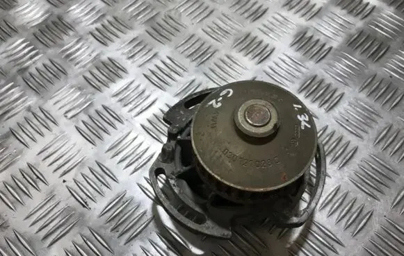 Seat Ibiza II (6k) Water pump 030121028c