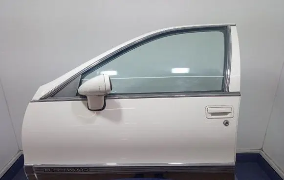 Cadillac Fleetwood Front door 