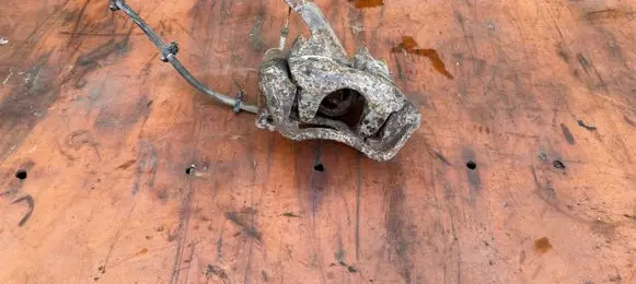 Iveco Daily 35 - 40.10 Rear brake caliper 22727102