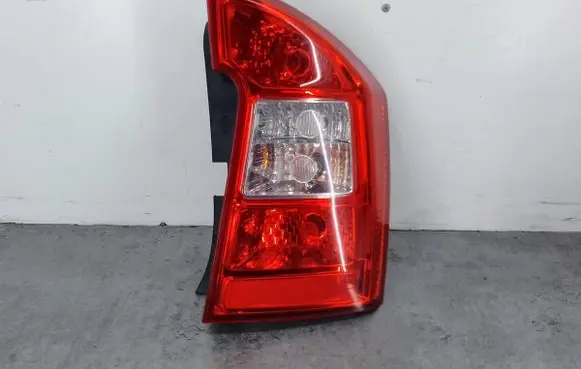 KIA Carens II Rear/tail lights 92402-100R