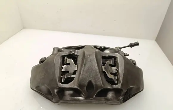 Volkswagen Touareg III Front brake caliper 4M0615107BK 4M0615106J
