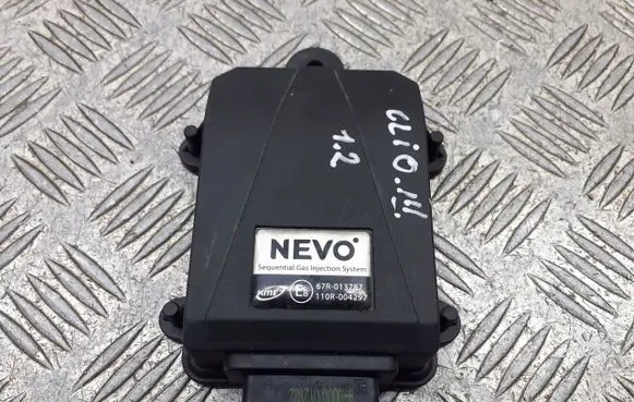 Renault Clio III LP gas control unit module 67R-013787