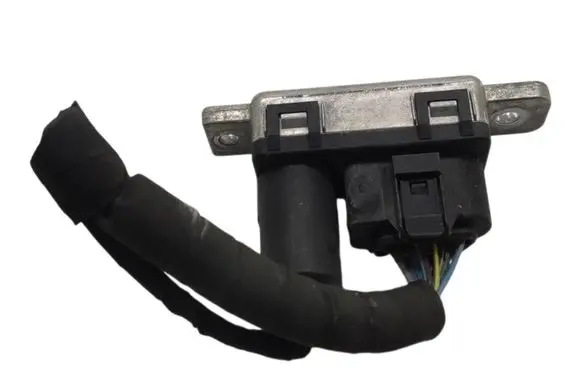 Land Rover Evoque I Glow plug pre-heat relay 
